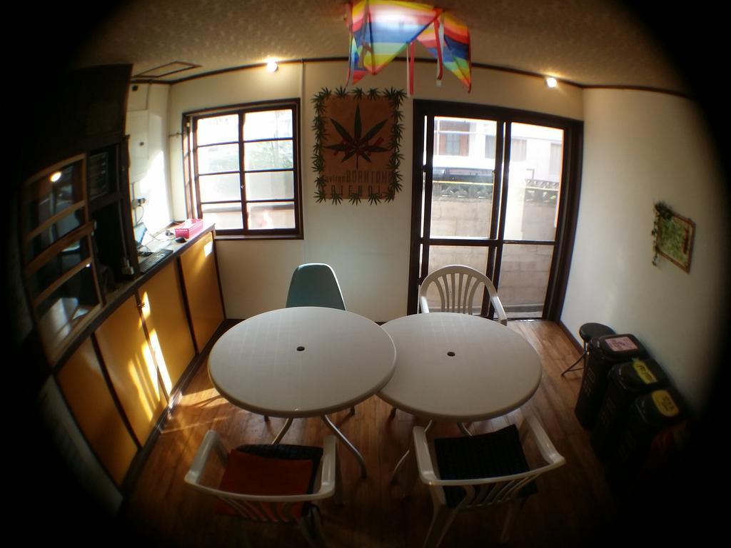 Guesthouse Base Okinawa Naha Exteriér fotografie